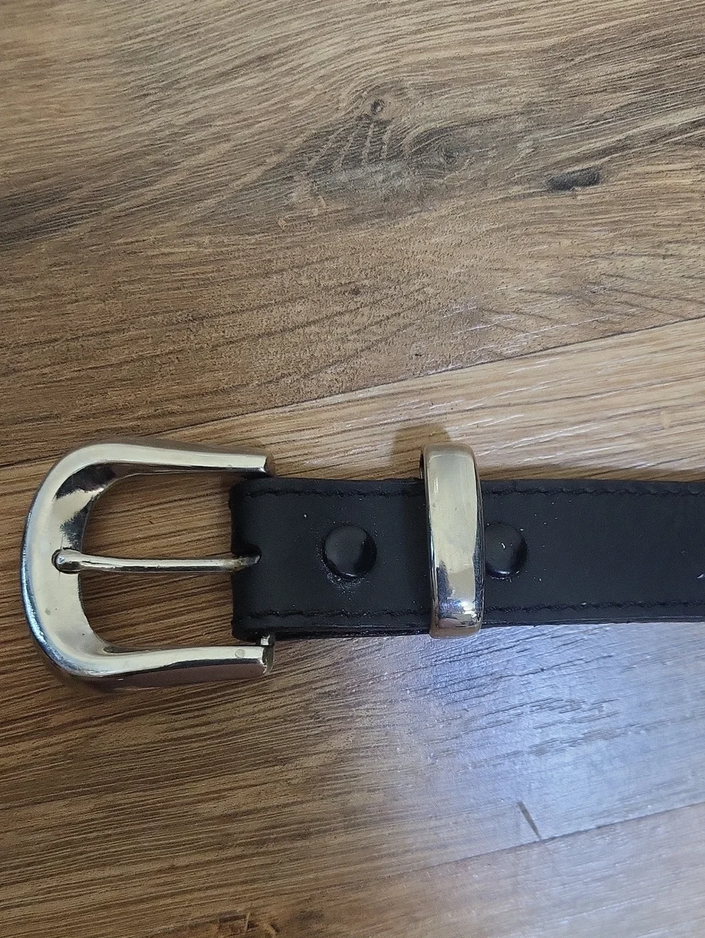 MONTANA SILVERSMITHS Black Leatger Silver Concho Wester Belt. Size 31.5
